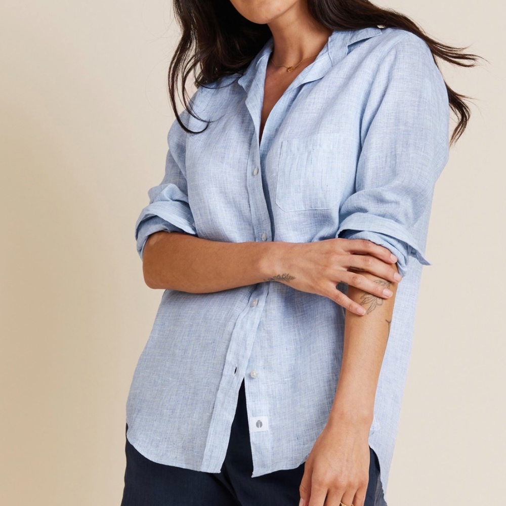 GRAYSON THE HERO BUTTON-UP SKY BLUE TUMBLED LINEN SHIRT